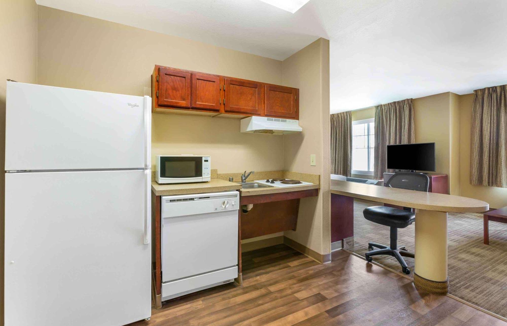 Extended Stay America Suites - Raleigh - Rtp - 4919 Miami Blvd Durham Dış mekan fotoğraf